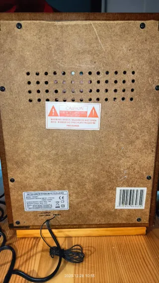 Radio Vintage Reproductor Madera y Metal