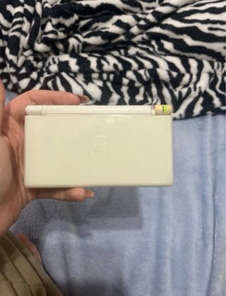 Nintendo DS Blanca y Amarilla