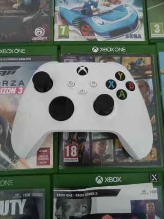 Xbox One + 2 controller + 10 giochi