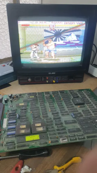 Placa Arcade Street Fighter II Champion Edition.