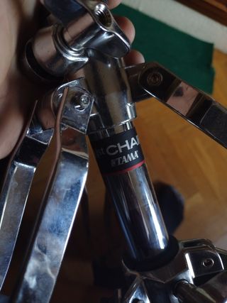 Soporte de sillín para batería TAMA 1st chair.