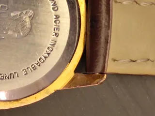 Reloj Dogma Suizo 1950s Oro Piel Marrón