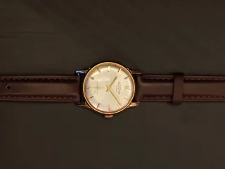 Reloj Dogma Suizo 1950s Oro Piel Marrón