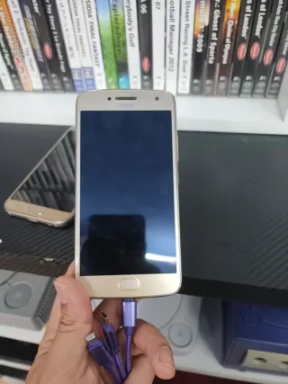 Samsung, Motorola, Xiaomi, Huawei