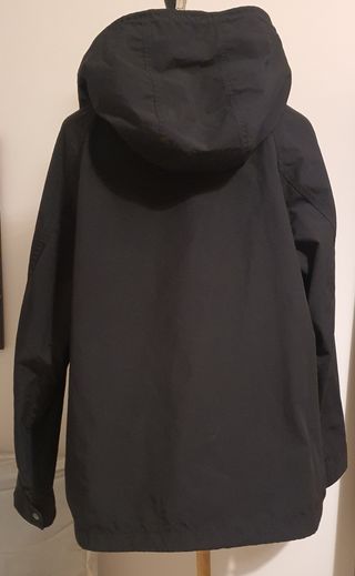 Parka ligera negra UNIQLO