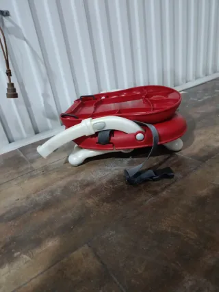Trona Neonato Plegable Roja