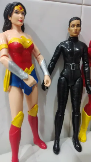 Lote 5 Figuras Superhéroes Marvel y DC