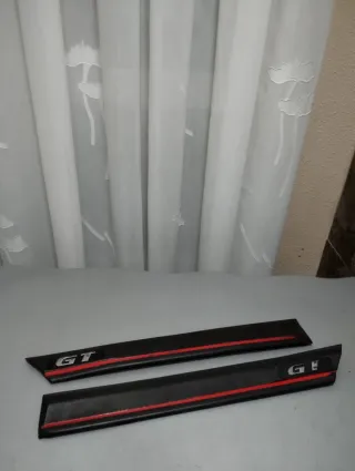 Embellecedor Puerta Golf MK3 GT