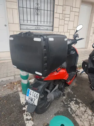 Peugeot Tweet 125cc 2012