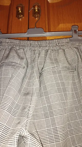 Pantalón cuadros Pull&Bear Talla M
