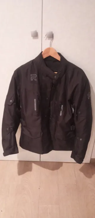 Chaqueta Moto Raxus Talla L...está nueva