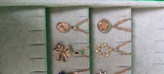 3 colgantes por 15€.Colgantes chapados en oro rosa