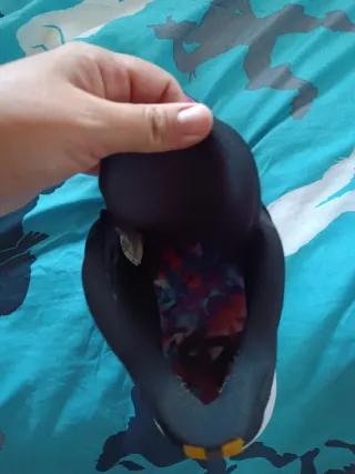 Zapatillas Jordan Negras y Multicolor