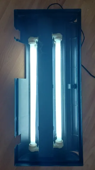 Acuario 120L AQUALUX con filtro carbón y cerámico.