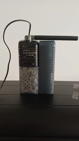 Acuario 120L AQUALUX con filtro carbón y cerámico.