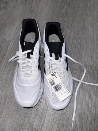 Zapatillas Adidas Blancas y Negras