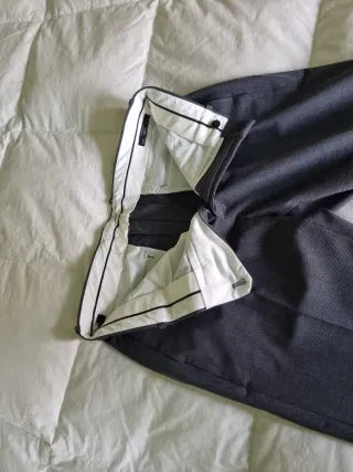 Pantalones de vestir grises para hombre