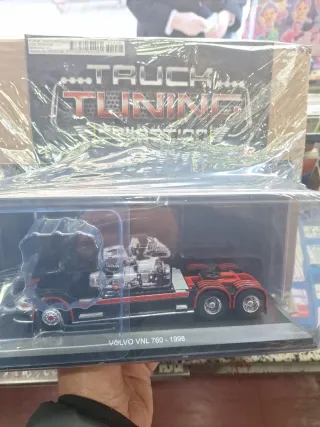 Camioncino Volvo VNL 780 Tuning Collection