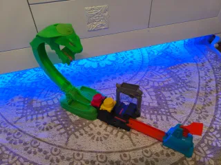 Hot Wheels Ataque Cobra Tóxica