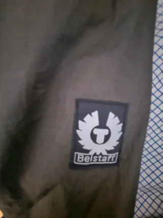 Cazadora Belstaff verde caqui y Beige