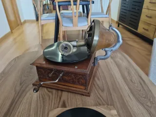 Gramófono NIRONA Antiguo 1925