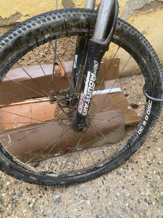 Bicicleta Montagna Doppia Sospensione MTB