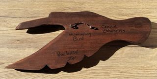 Scultura in legno Colibrì di Connie Edwards