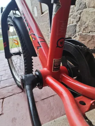 Bicicleta Infantil B'TWIN Roja