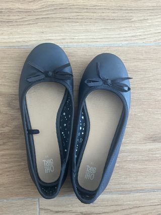 Manoletinas Negras Niña Talla 36