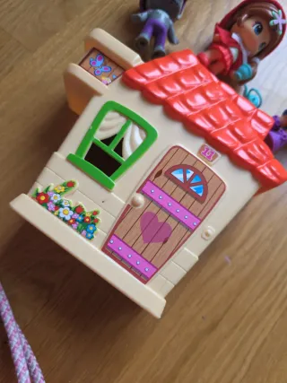 Pin y Pon Caperucita Roja y casa