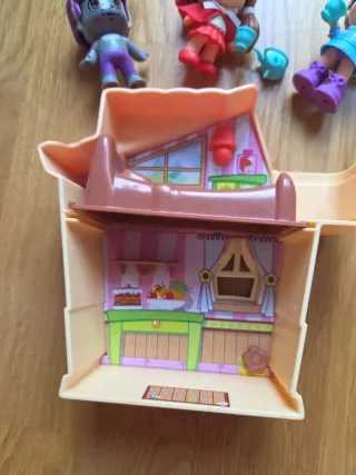 Pin y Pon Caperucita Roja y casa