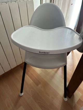 Trona BabyBjörn casi nueva
