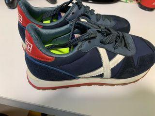 Zapatillas Munich niño azul y rojo