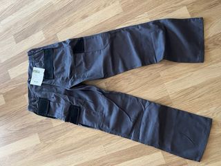 Pantalón de trabajo gris