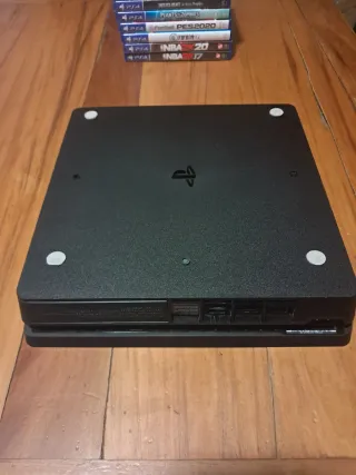 PS4 SLIM 1TB + 8 JUEGOS