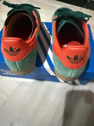 Adidas Gazelle Talla 42 Verde/Rojo Edicion limitad