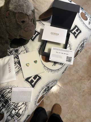 Pendientes Guess Corazón Oro y Turquesa