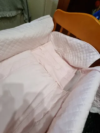 Cuna Balancín de Madera Maciza + Colchón y Vestido