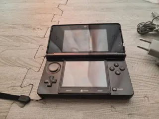 Nintendo 3DS Negra Sin Uso