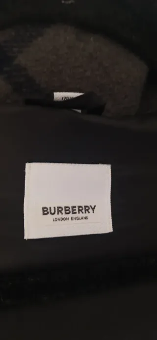 Chaqueta Burberry acolchada cuadros