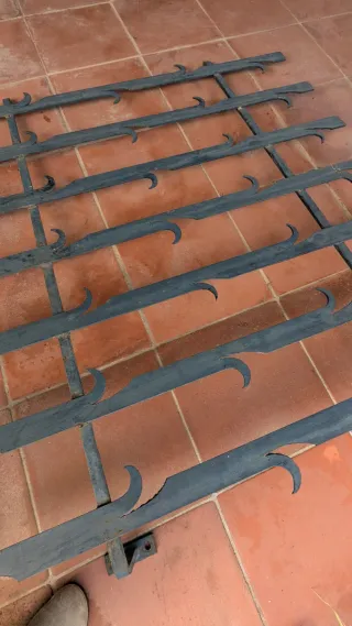 Reja de hierro forjado