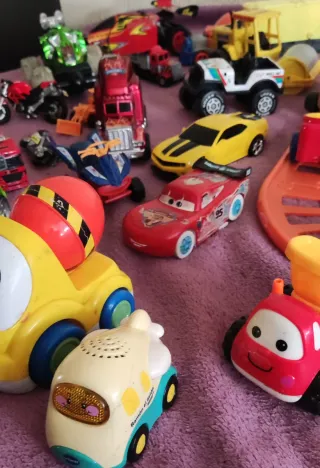 Lote de juguetes varios