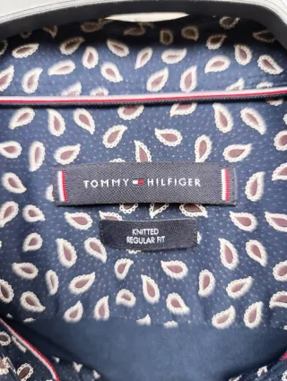 Camisa Tommy Hilfiger Estampada Azul y Blanca