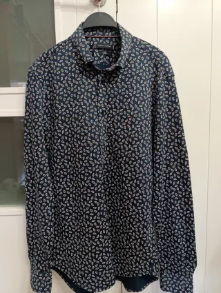 Camisa Tommy Hilfiger Estampada Azul y Blanca