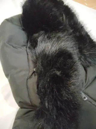 Abrigo acolchado mujer con capucha