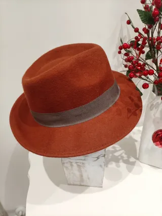 Sombrero de lana marrón/naranja