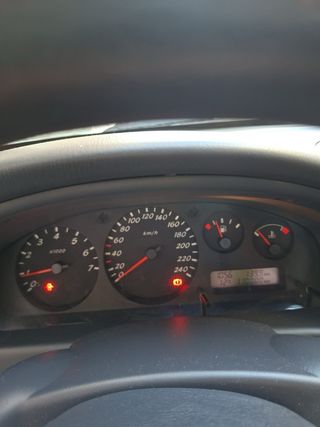 Nissan Almera 2002