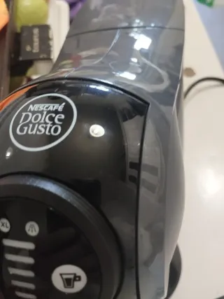 Cafetera Dolce Gusto Negra