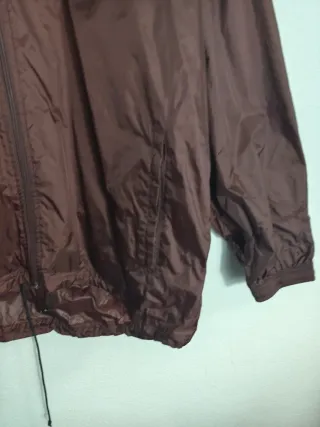 Chaqueta Puma Marrón con Escudo