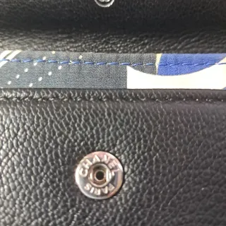Cartera Chanel Negra y Plateada